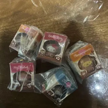 폼폼푸딩 헬로키티 마이멜로디 5개 세트