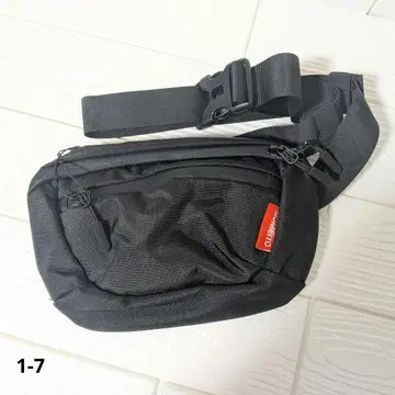 블랙 바디백 웨스트 파우치 다기능 카라비너 포함 심플 컴팩트