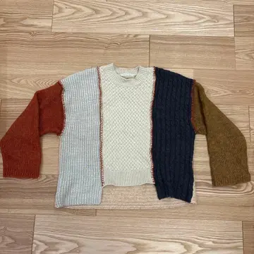 KBF 멀티 컬러 니트 스웨터 One Size