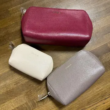 훌라 미사용 새상품 FURLA 3종 세트 파우치