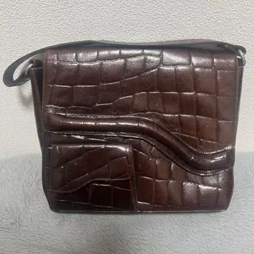 ARMANI 다크 브라운 가죽 숄더백