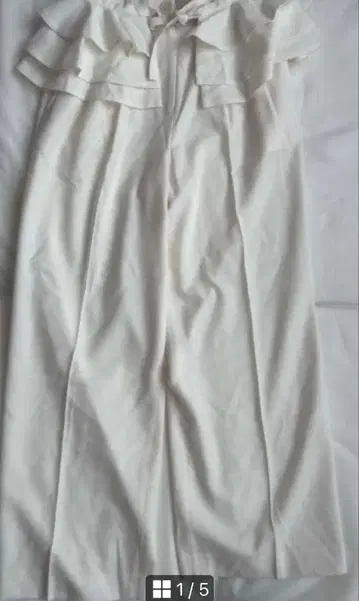 택 포함 새상품 rosymonster 울 페플럼 팬츠 화이트