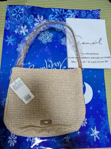 새상품! russet gemeil 버킷백 여름 상품이라 할인