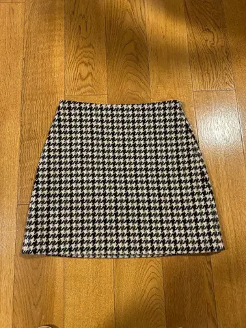 띠어리 울 미니 스커트