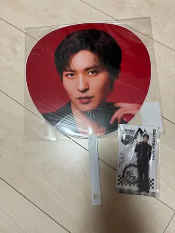 메구로 렌 부채 아크릴 스탠드 [12/23 중 야마토 택배 발송]