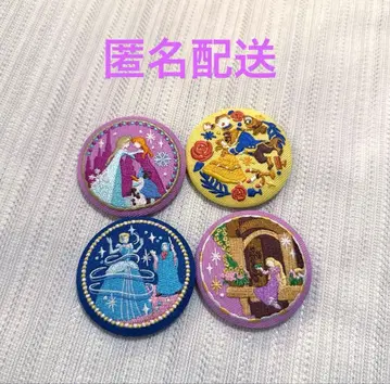 새상품 디즈니 자수 캔뱃지 배치 디즈니 캐릭터 비스킷 2 4종 세트