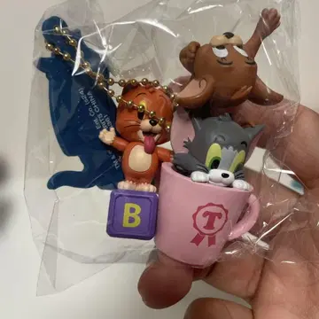 톰과 제리 피규어 포함 키링