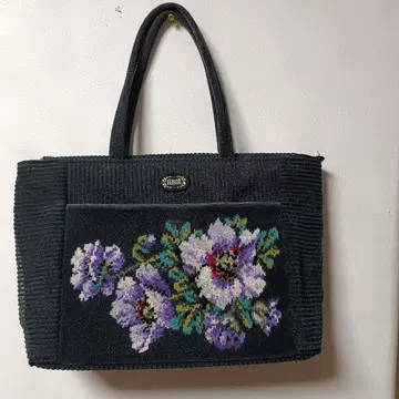 EULER 꽃무늬 자수 토트백 블랙