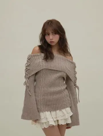 andmary Corrie lace knit set up