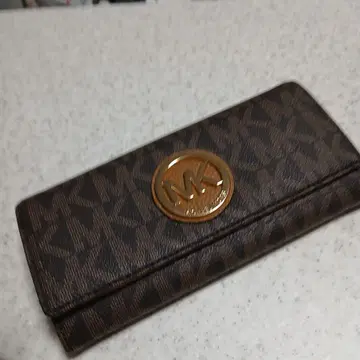 Michael Kors 모노그램 장지갑 미사용
