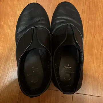 블랙 가죽 슬립온 슈즈 사이즈 7