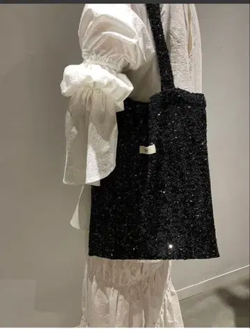 Uhr / 우아 스팽글 토트백