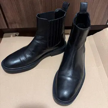 [ ZARA ] 사이드 고어 부츠