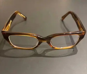 올리버 골드스미스 MUST LIGHT 셀룰로이드 컬러 OT 한정판 생산품