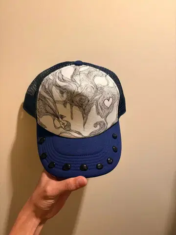 파란색 트래커햇 추상 아트 디자인 리메이크 캡