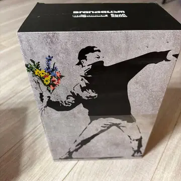 BE@RBRICK Banksy 100%&400% 베어브릭 반시