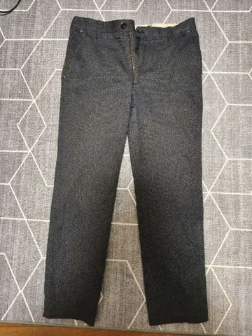 다크 그레이 헤링본 슬랙스