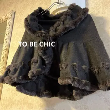 투 비 시크 캐시미어 혼방 퍼 판초 케이프