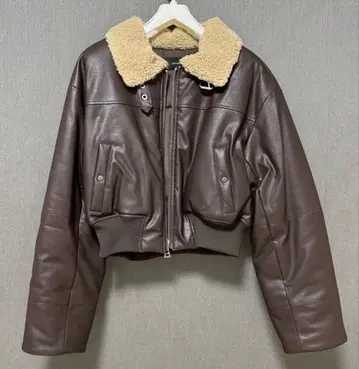 EMODA 숏 보아 블루종 가죽 자켓