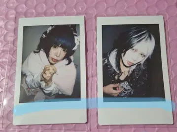 0.1g의 오산 미도리카와 유우 폴라로이드 세트