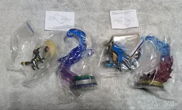 흔들리는 포켓몬의 한때 리멘트 블래키&루나토암 리자몽 세트