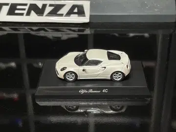 KYOSHO 알파 로메오 4C 1/64 미니카
