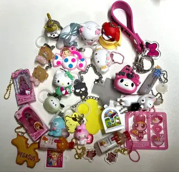 가챠 세트 산리오 위주 25점 정도 묶음 판매