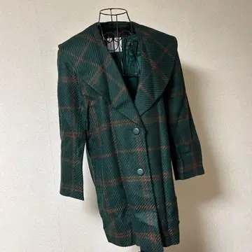 그린과 브라운 체크 무늬 테일러드 자켓