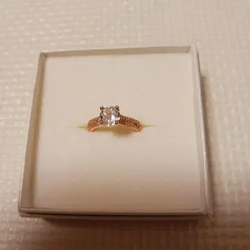 새상품급 미니멀리스트 골드 크리스탈 반지 12호