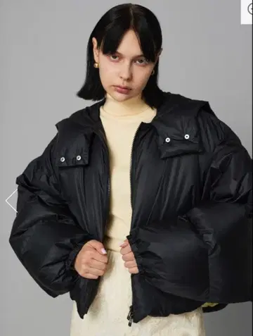 Herin.cye 돌먼 슬리브 다운 오버 사이즈