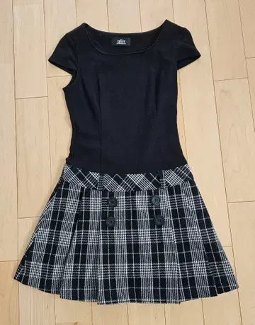 블랙/체크 반팔 미니 원피스