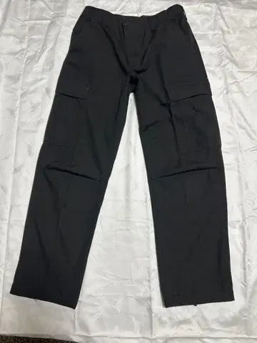 미군 방출 밀리터리 카고 팬츠입니다.