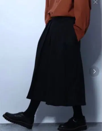 HARE HAKAMA 크롭 팬츠 미사용 새상품