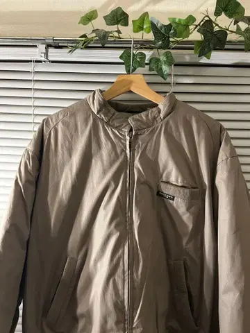 WORLD TRAVEL CLUB 베이지 나일론 자켓