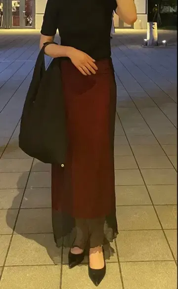 버건디 시스루 타이트 스커트