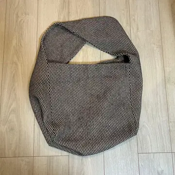 Omar Afridi 오마르 아프리디 숄더 백