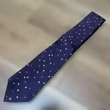 309 green label relaxing 도트 무늬 넥타이