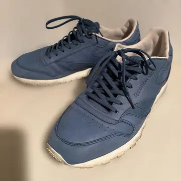 리복 클래식 블루 스니커즈