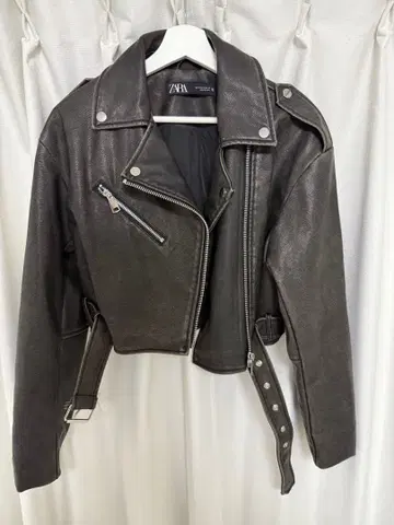 ZARA 크롭 라이더 자켓