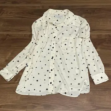 두지엠 클라세 드레이프감 별 패턴 셔츠