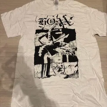 HOAX T셔츠