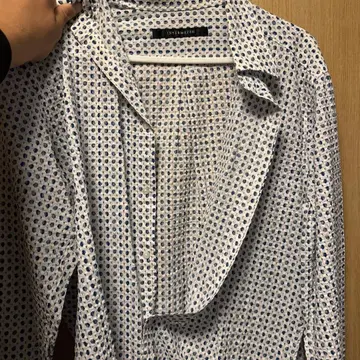 INTERMEZZO 도트 무늬 긴팔 셔츠