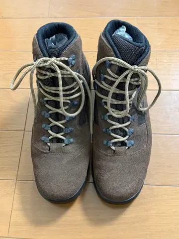 3새상품급 MERRELL 브라운 스웨이드 미드컷 등산화 사이즈 US10