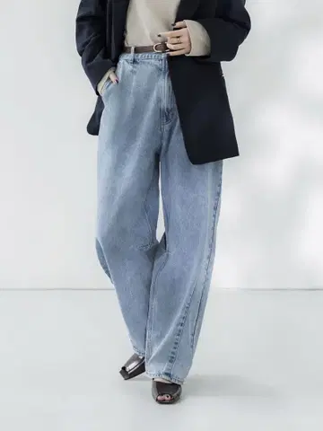 crewre 소프트 카비 데님 슬랙스 블루 사이즈 3