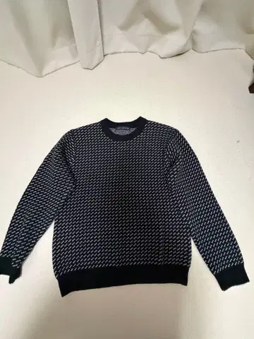 나노 유니버스 바즈아이 니트 블랙