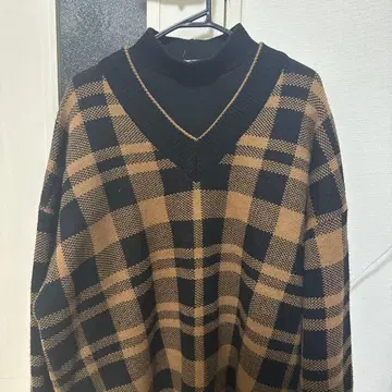 2세트 Lynnwood 체크 무늬 터틀넥 스웨터