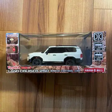 란쿠루 250 무선 조종 랜드크루저 250 화이트