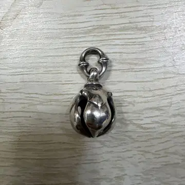 론 원즈 펜던트 헤드