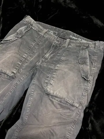 그레이 밀리터리 카고 팬츠 페이드 가공 입체 포켓 구제 의류