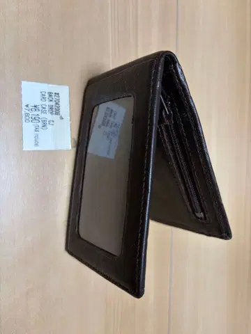 백드롭 브라운 가죽 머니클립 부착 패스 케이스